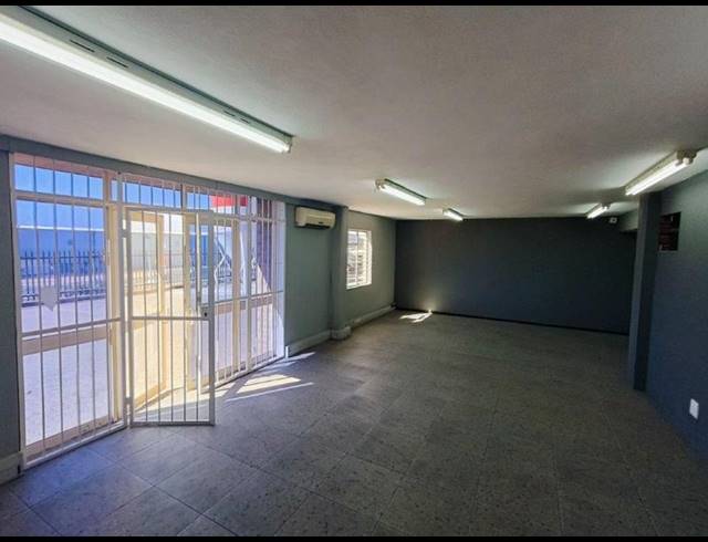 INDUSTRIAL PROPERTY TO RENT IN KYA SANDS